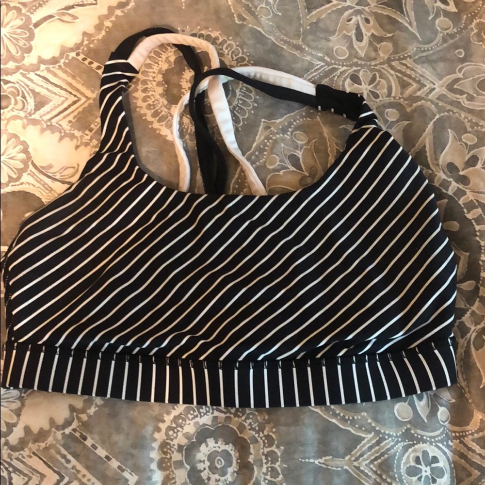 Lululemon Sports Bar - Size 8